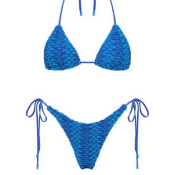 Triangle Blue Crochet bikini - Picture 1 of 8